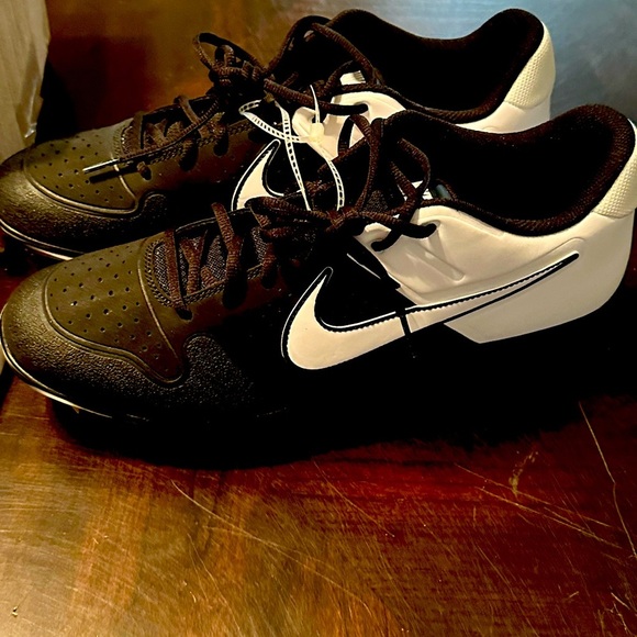Nike Other - Nike football cleats NWOT